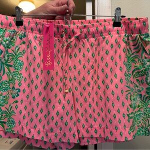 Lilly Pulitzer Pink Shandy Shorts with Green Diamond Pattern